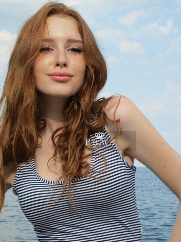 Lea, Knightsbridge, Russian Escort