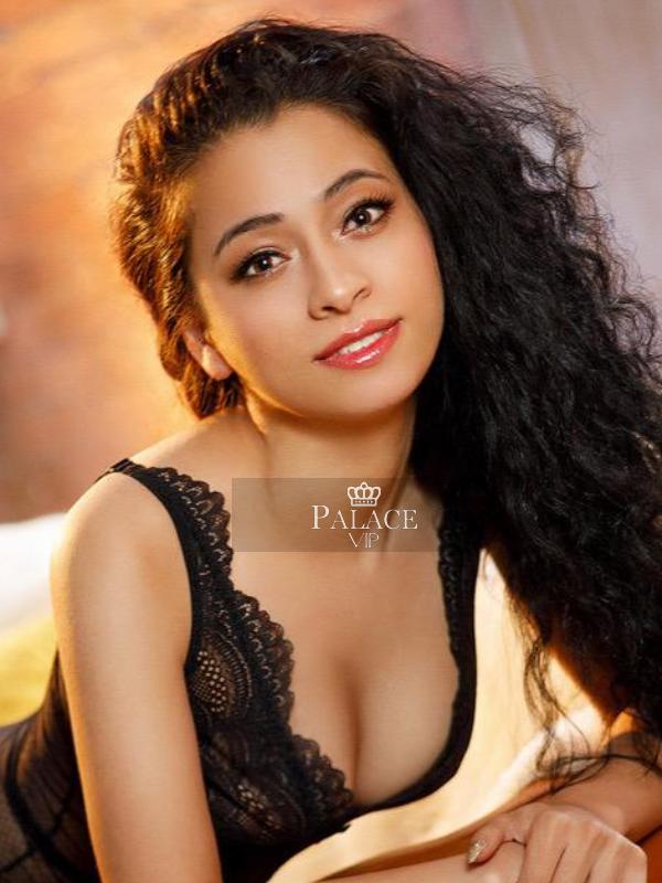 Renata, Paddington, Spanish Escort