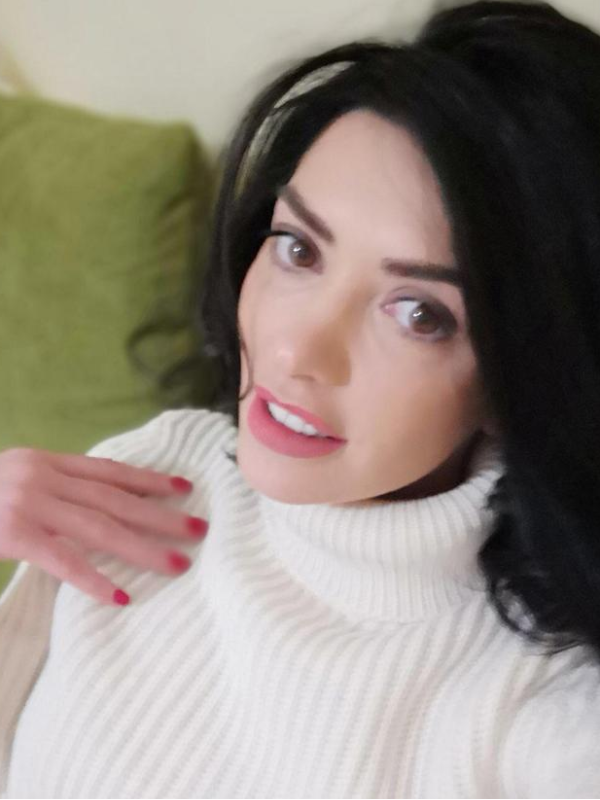 Linda, Kensington, Eastern European Escort