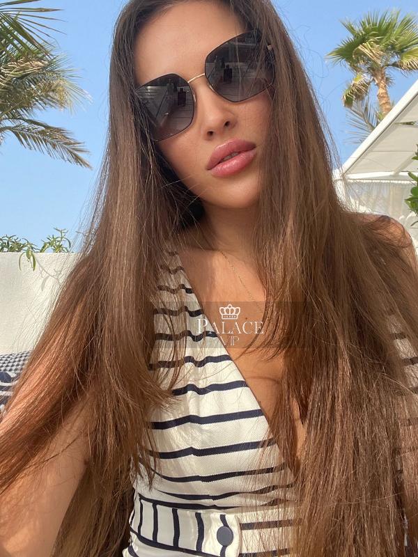 Yelena, Knightsbridge, Russian  Escort