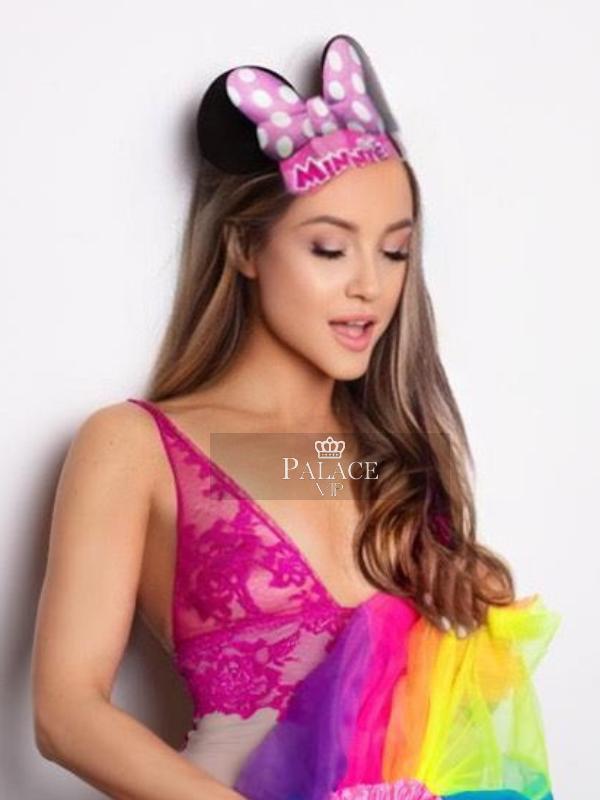 Arianna, Earls Court, Russian Escort