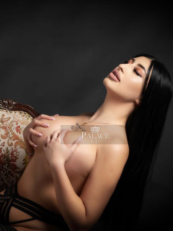 Emily, Earls Court, European Escort