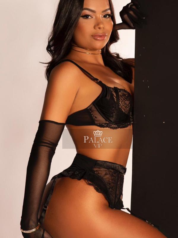 Natasha, Earls Court, Brazilian Escort
