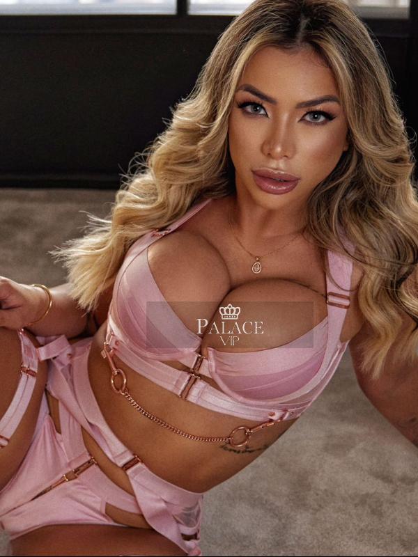 Jasmin, Chelsea, Brazilian Escort