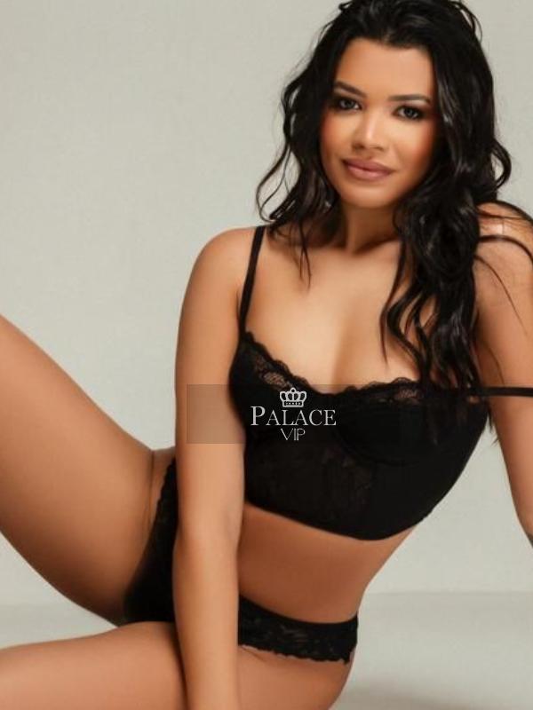 Livia, Chelsea, Brazilian Escort