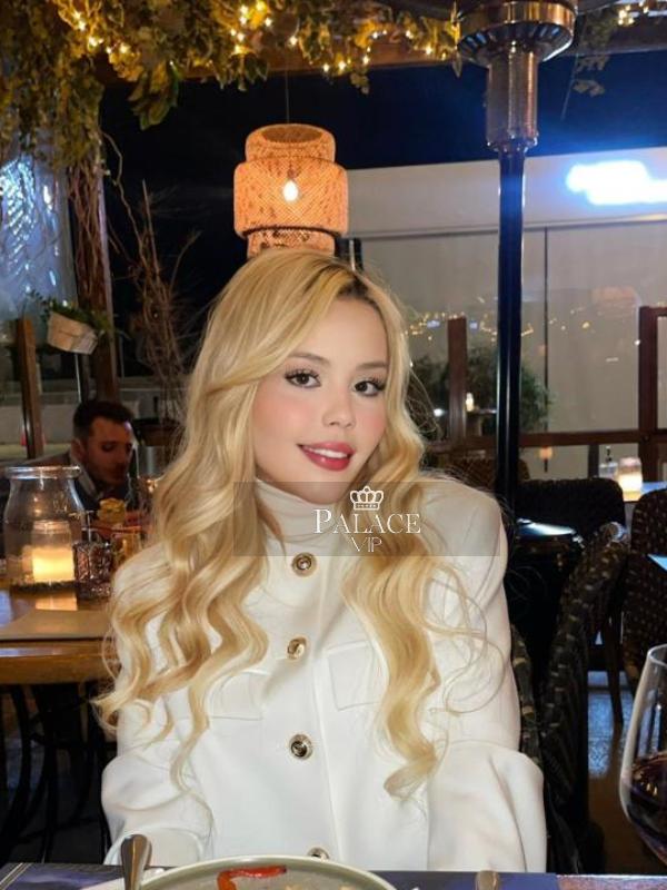 Sophia, Earls Court, Brazilian Escort