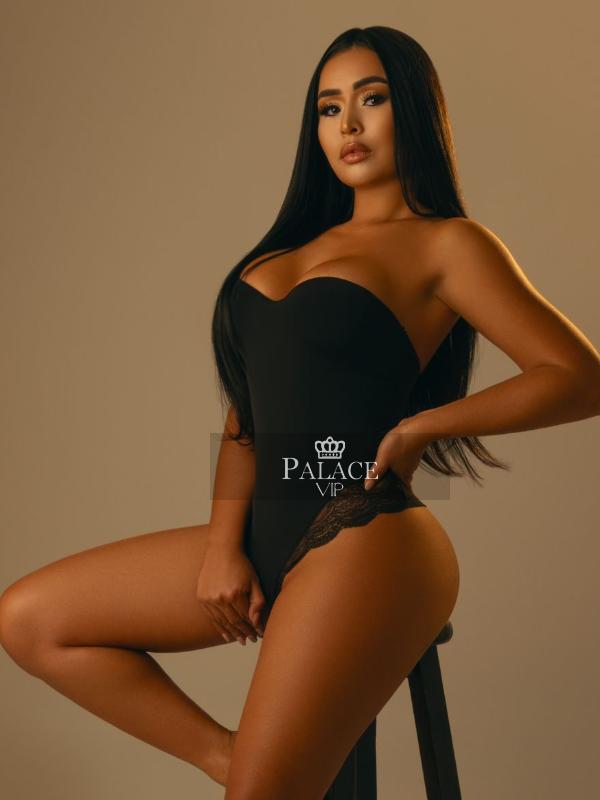 Isabel, Edgware Rd, Colombian Escort