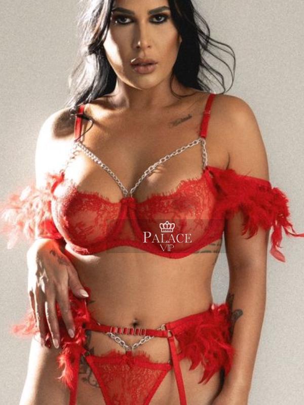 Tati, Kensington, Brazilian Escort