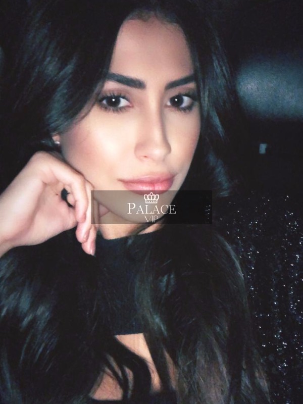 Carol, Knightsbridge, Brazilian Escort