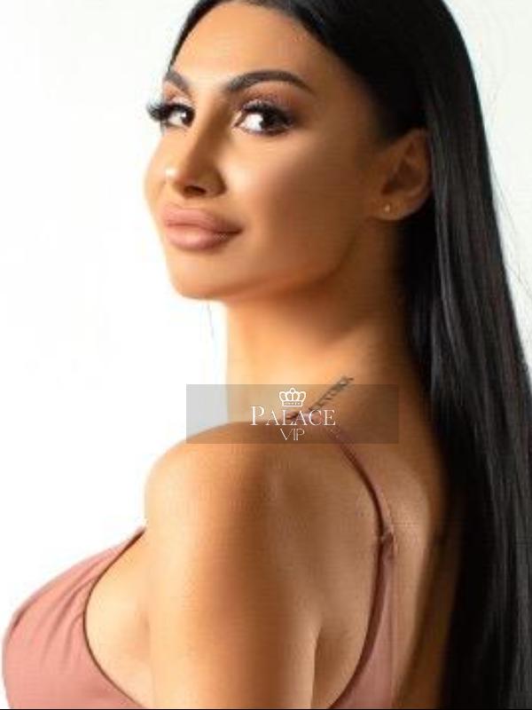 Isla, Mayfair, Eastern European Escort