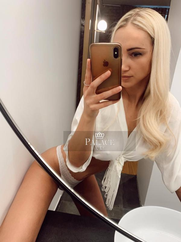 Lina, , Russian Escort