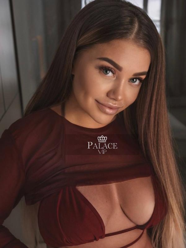 Fleur, Earls Court, Eastern European Escort