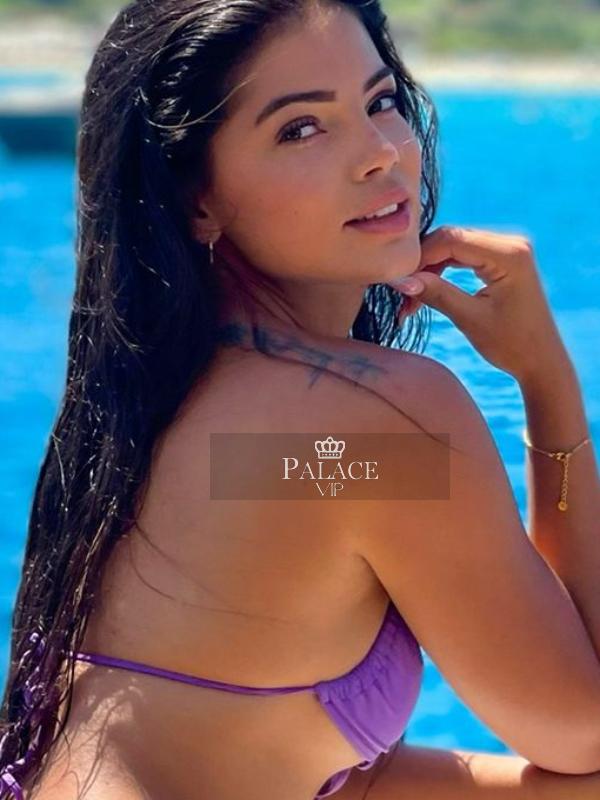 Yuliet, Bayswater, Cuban Escort