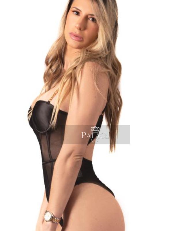 Molly, Kensington, Brazilian  Escort