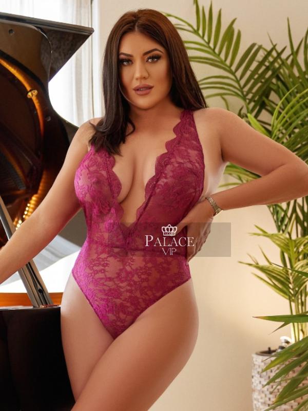 Eva, International Travel, European Escort