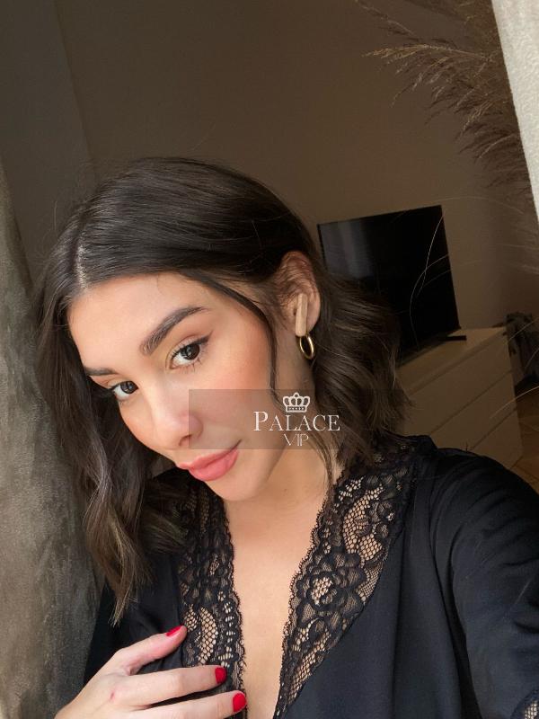 Nissa, Kensington, Brazilian Escort