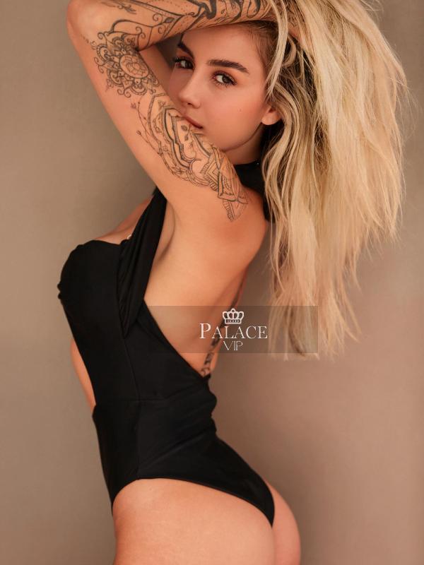 Gabi, South Kensington, Brazilian Escort