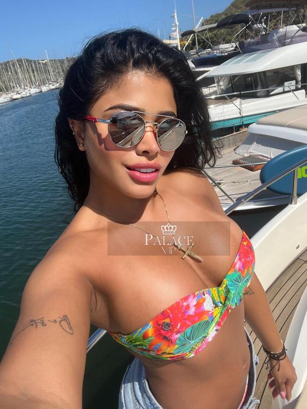 Camila, Chelsea, Colombian Escort