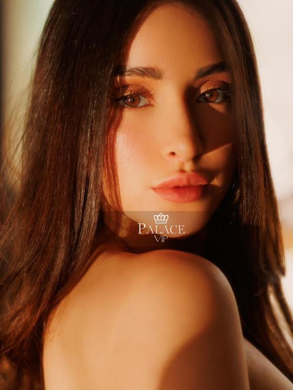 Anastacia, Kensington, Brazilian Escort