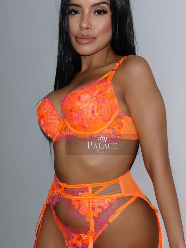 Amber, Knightsbridge, Brazilian Escort