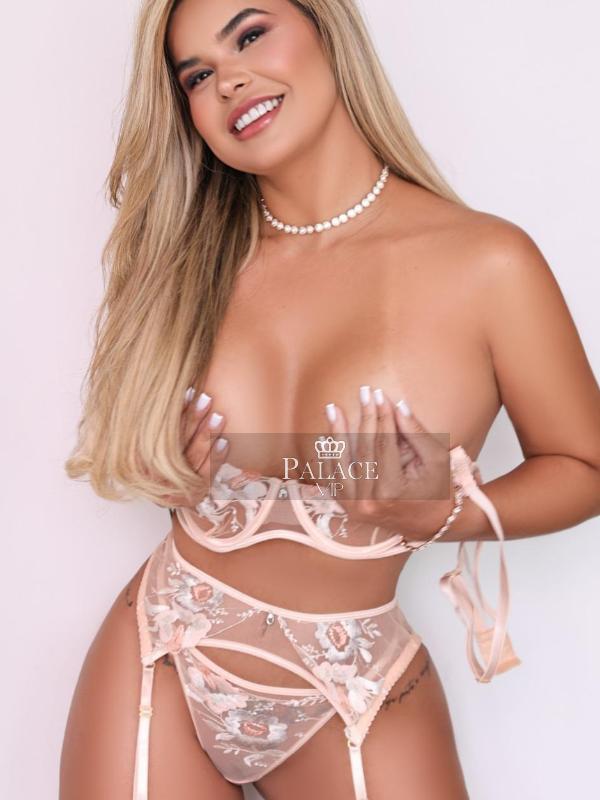 Sandy, Edgware Rd, Brazilian Escort