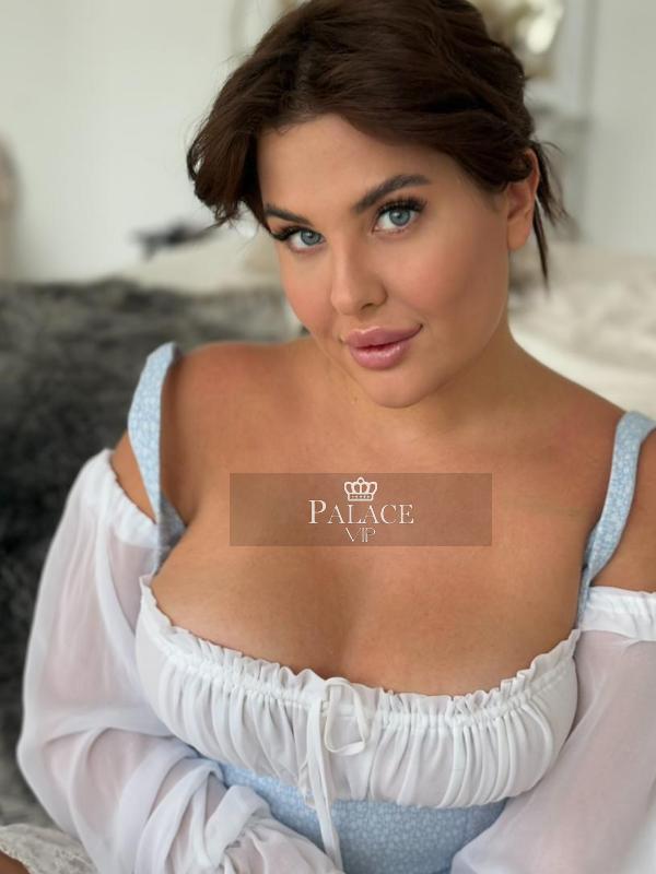 Rita, Kensington, Russian Escort