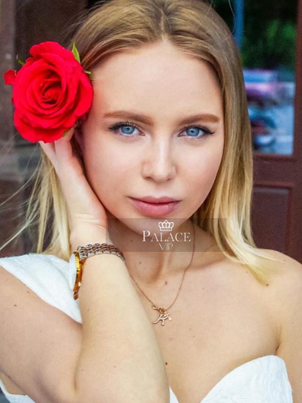 Electra, Mayfair, Polish Escort