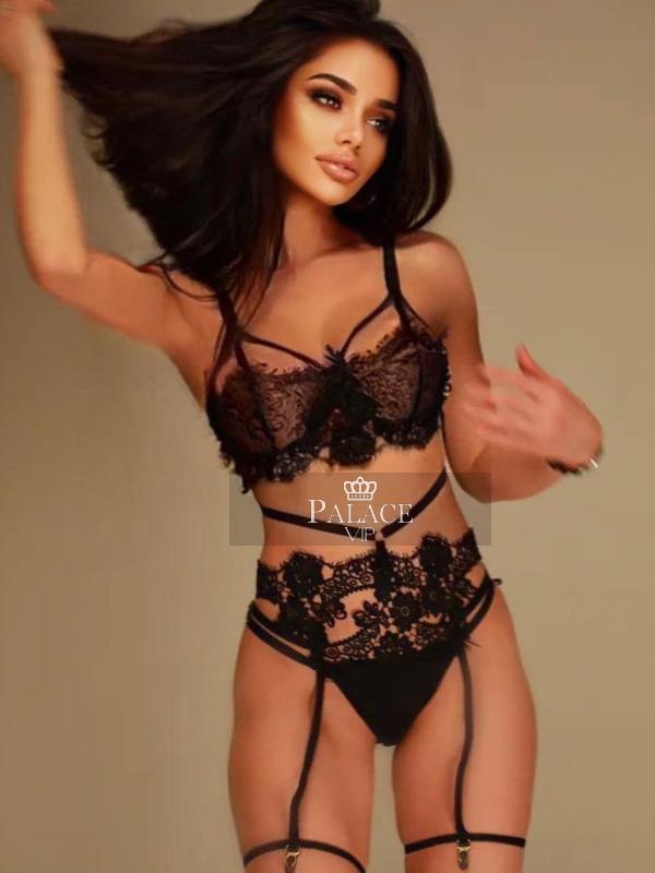 Margarita, Kensington, Russian Escort