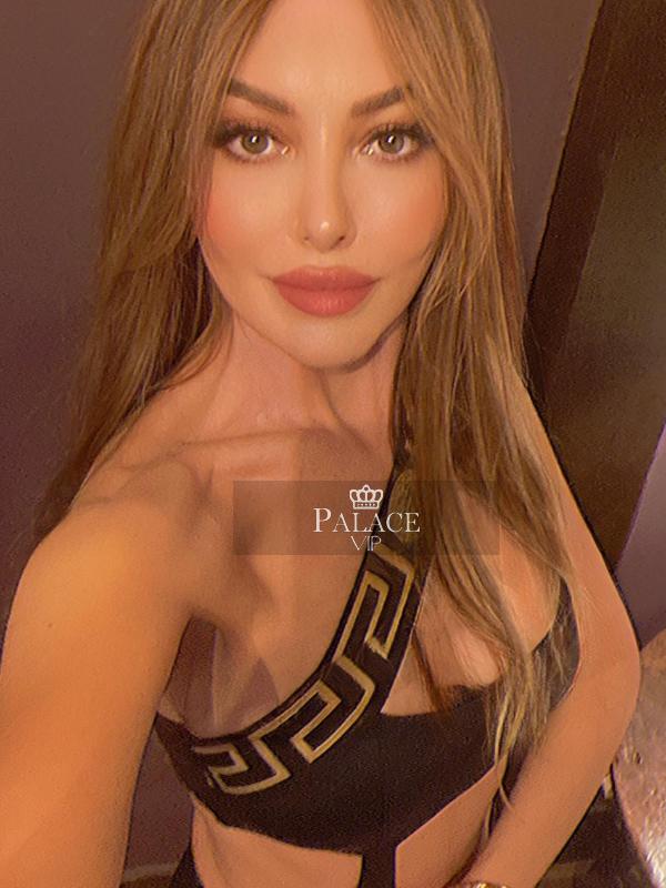 Eva, Mayfair, Russian l Escort