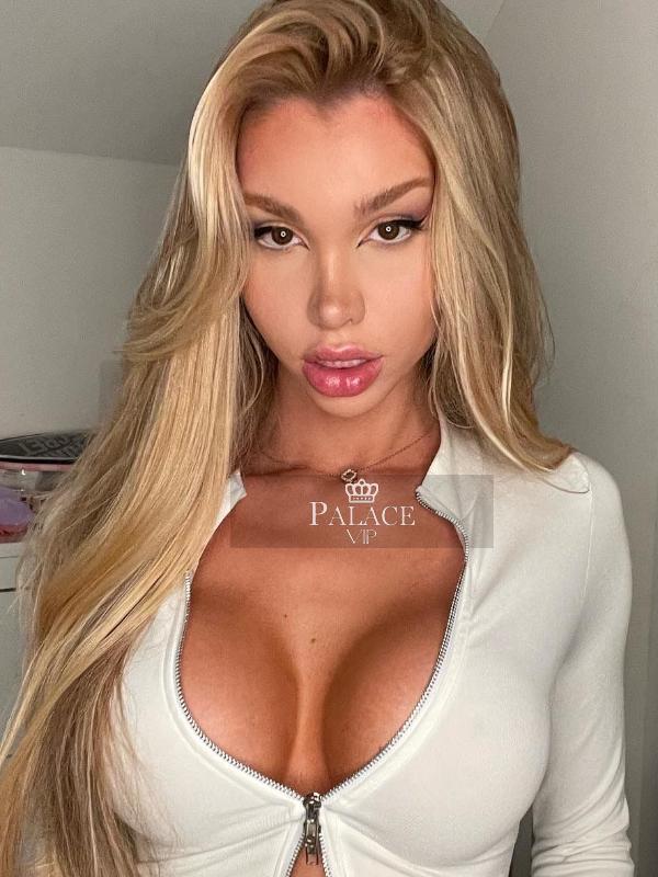 Pam, Mayfair, Brazilian Escort