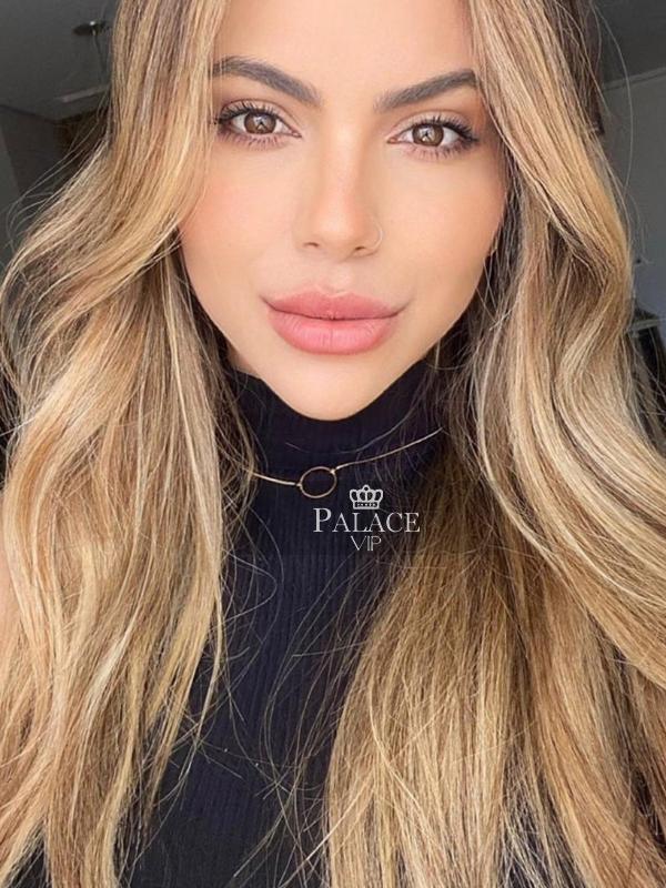 Viky, Mayfair, Brazilian Escort