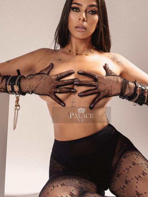 Liz, , Brazilian Escort