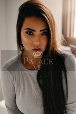 Yandra, Chelsea, Latin Escort