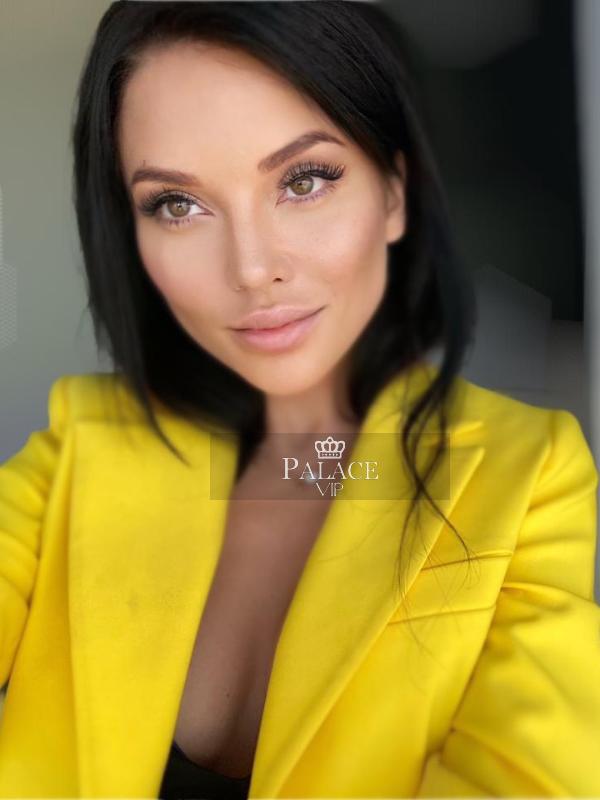 Monro, , Russian Escort