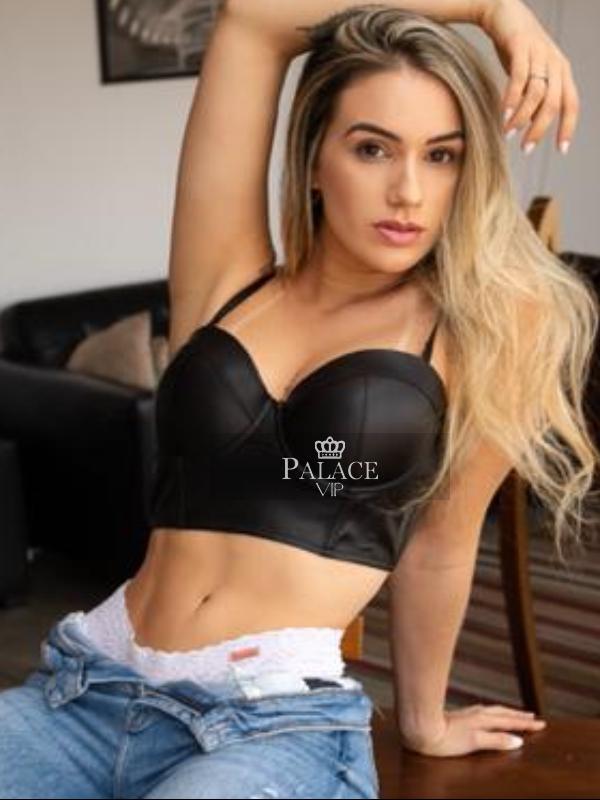 Valerianna, South Kensington, Brazilian Escort