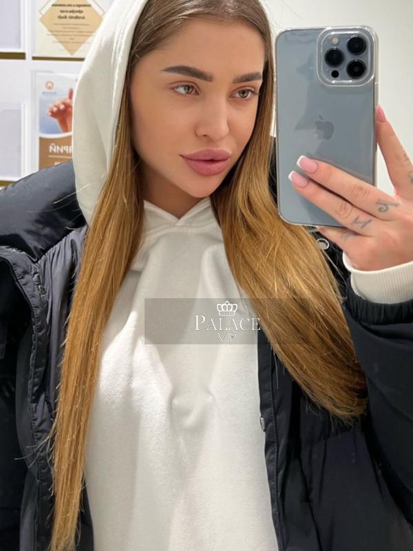 Alina, Earls Court, Ukranian Escort