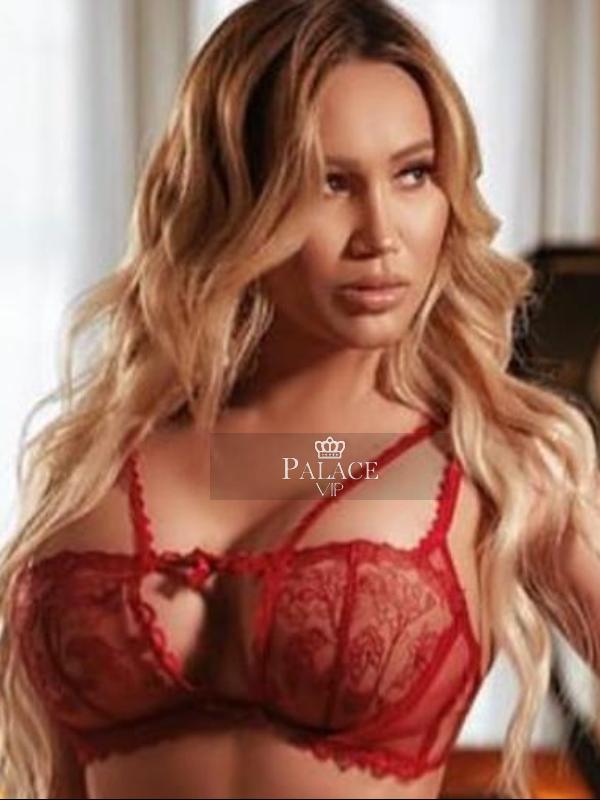 Victoria, South Kensington, Brazilian  Escort