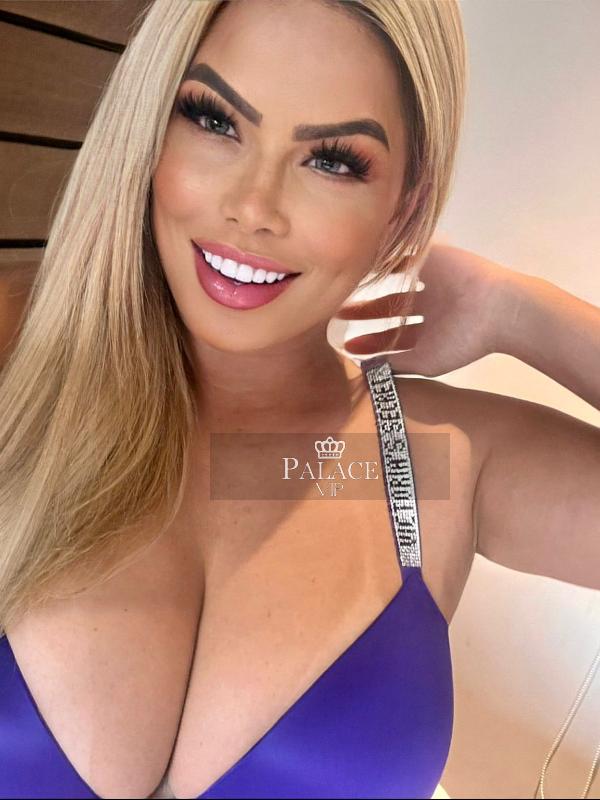 Candice, , Brazilian  Escort