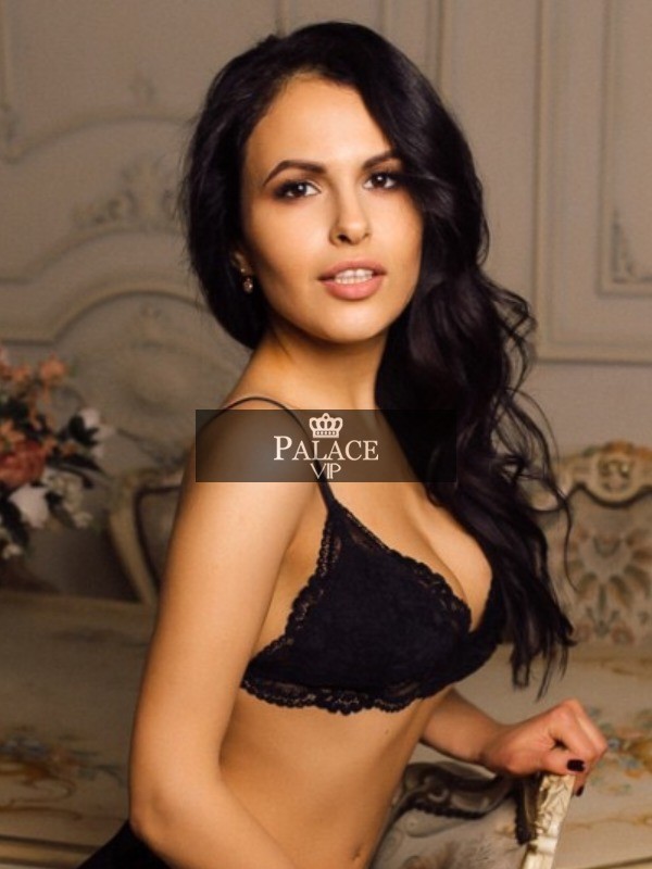 Lily, Paddington, Russian Escort