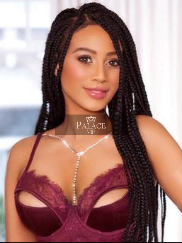 Vicky, Marylebone, Latin Escort