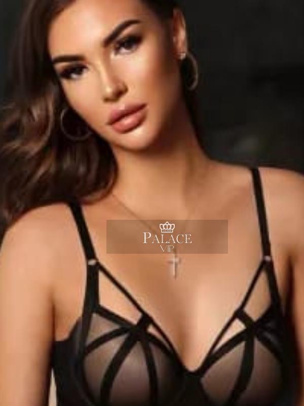 Yana, Earls Court, Russian Escort