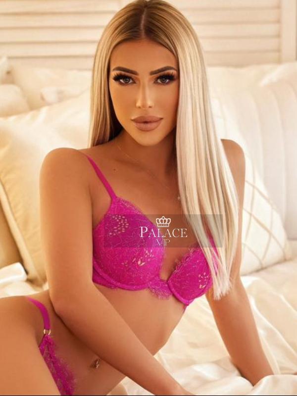 Ayla, Kensington, Eastern European Escort