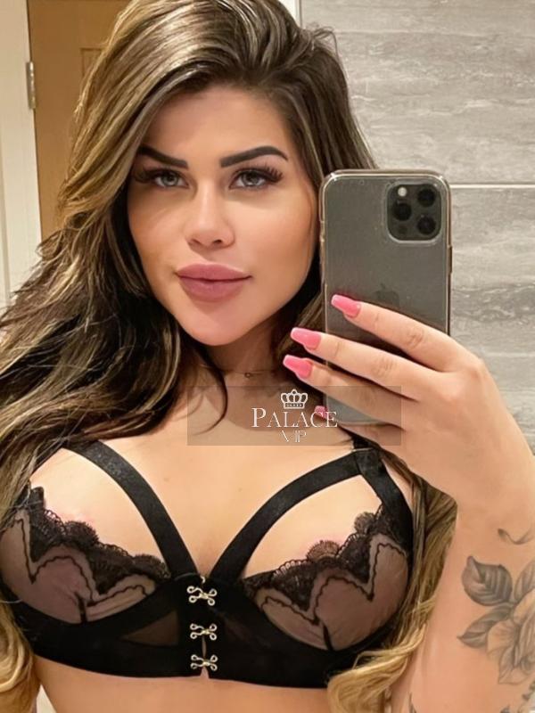 Holly, Chelsea, Brazilian Escort