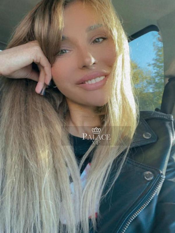 Berta, Chelsea, Polish Escort