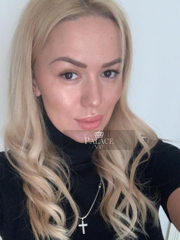 Victoria, South Kensington, Russian Escort