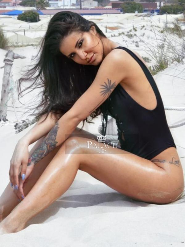 Julia, , Brazilian Escort