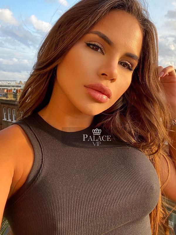 Valeri, , Brazilian Escort