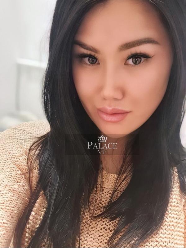 Torija, Chelsea, Asian Escort