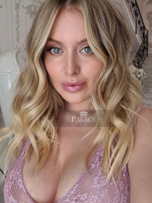 Bella, Earls Court, Russian Escort