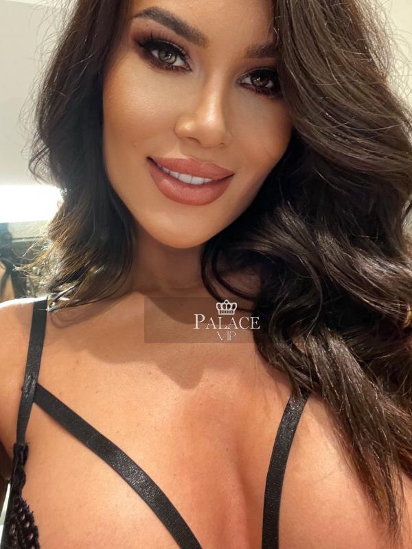 Adele, , Spanish Escort